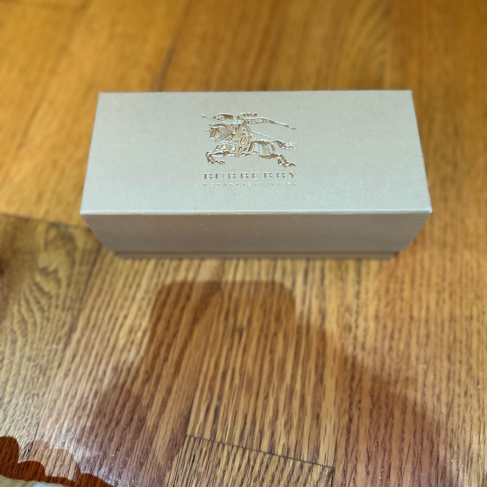 Burberry Gift Box